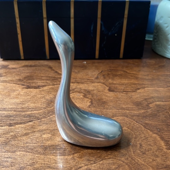Vintage Hoselton Aluminum Swan Sculpture Figurine signed - Picture 2 of 7